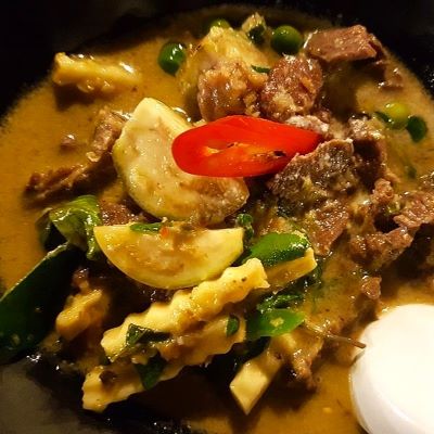 牛肉入りのグリーンカレー